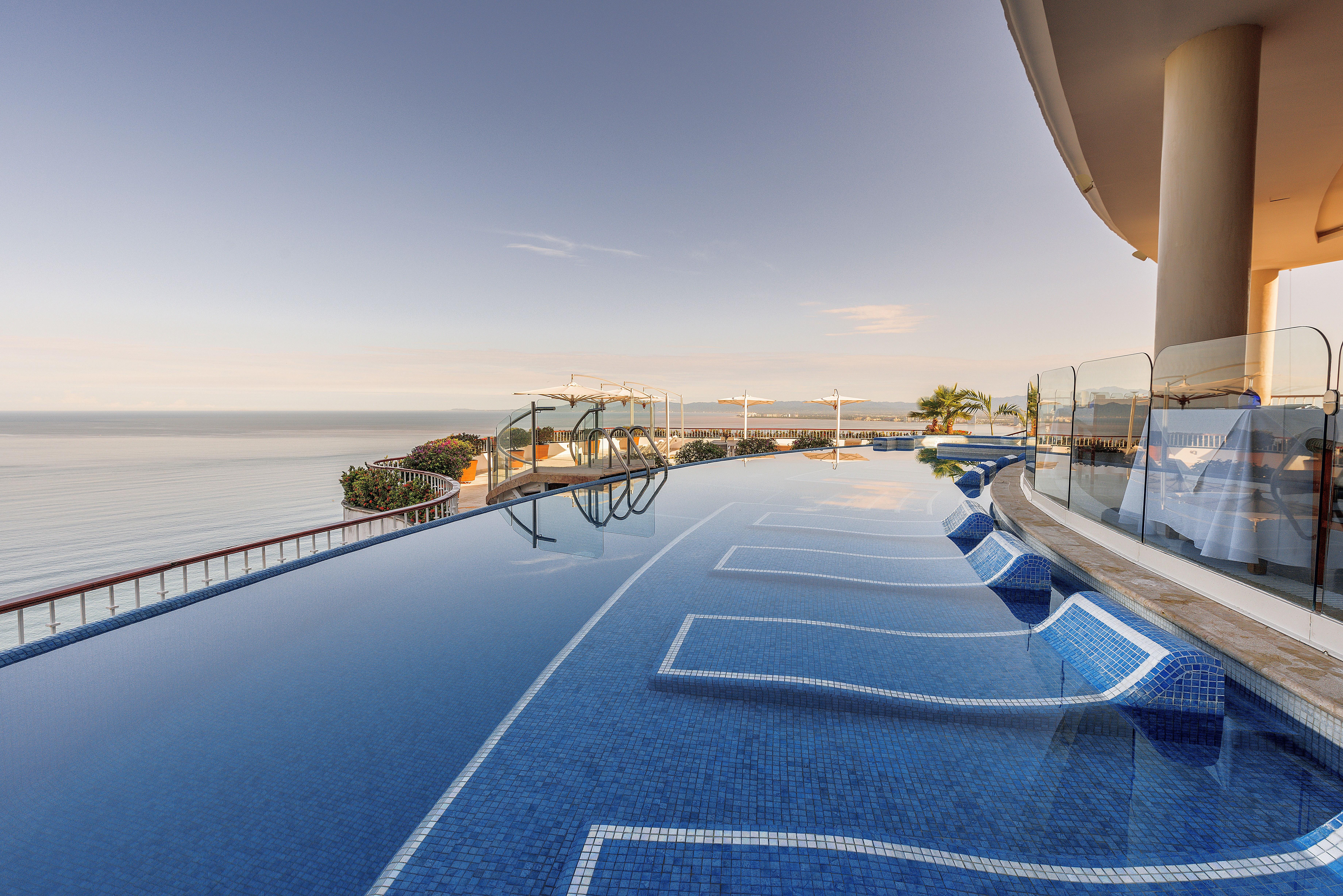 Grand Miramar All Luxury Suites & Residences (Adults Only) Puerto Vallarta Exterior foto